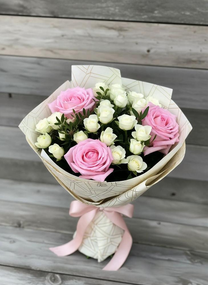 Букет цветов из: Розы в Лаголово
