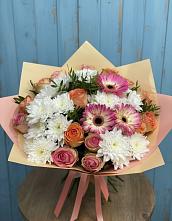 Букет цветов из:  Розы, Герберы и Хризантемы в Лаголово