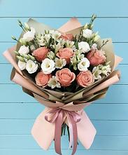 Букет цветов из:  Розы, Альстромерии и Лизиантусы в Лаголово