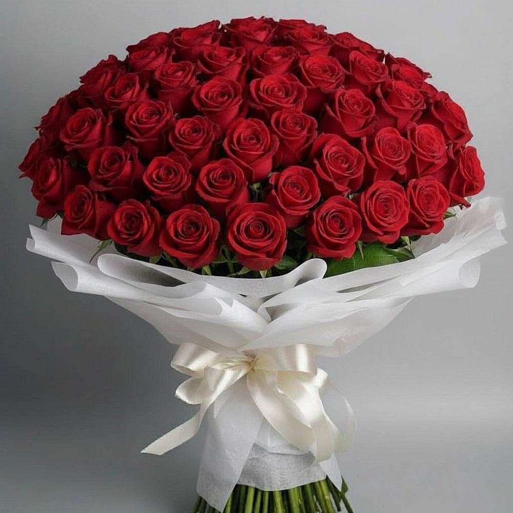 Букет 101 Красная роза Блэк Мэджик в Лаголово