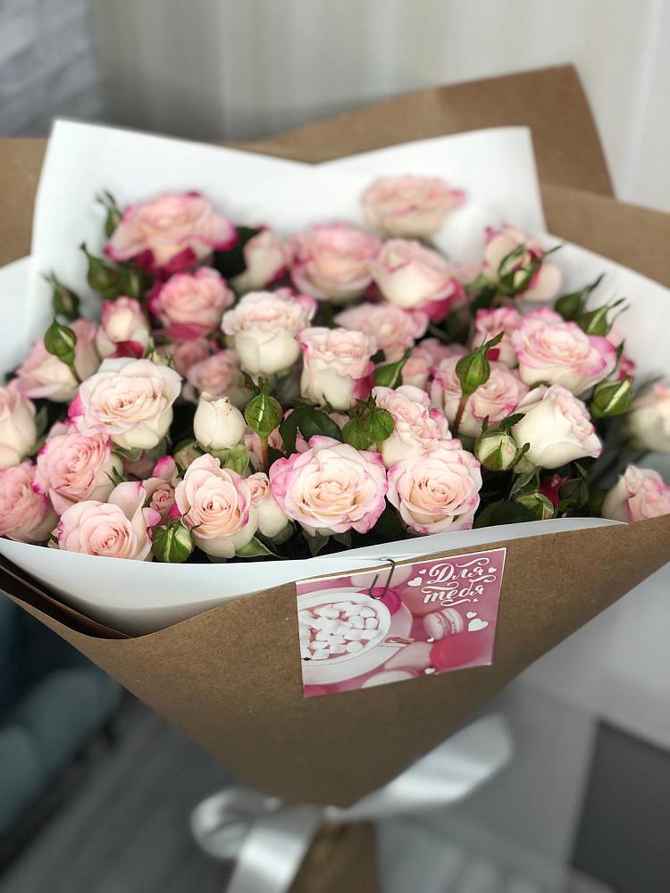 Букет цветов из: Розы в Лаголово