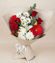 Букет цветов из:  Розы, Хризантемы, Герберы и Лилии в Лаголово