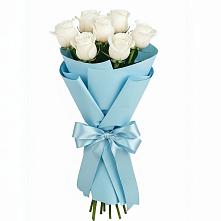 Букет 7 белых роз Проуд в Лаголово