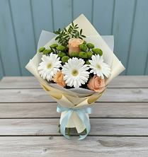 Букет цветов из:  Герберы, Розы и Хризантемы в Лаголово
